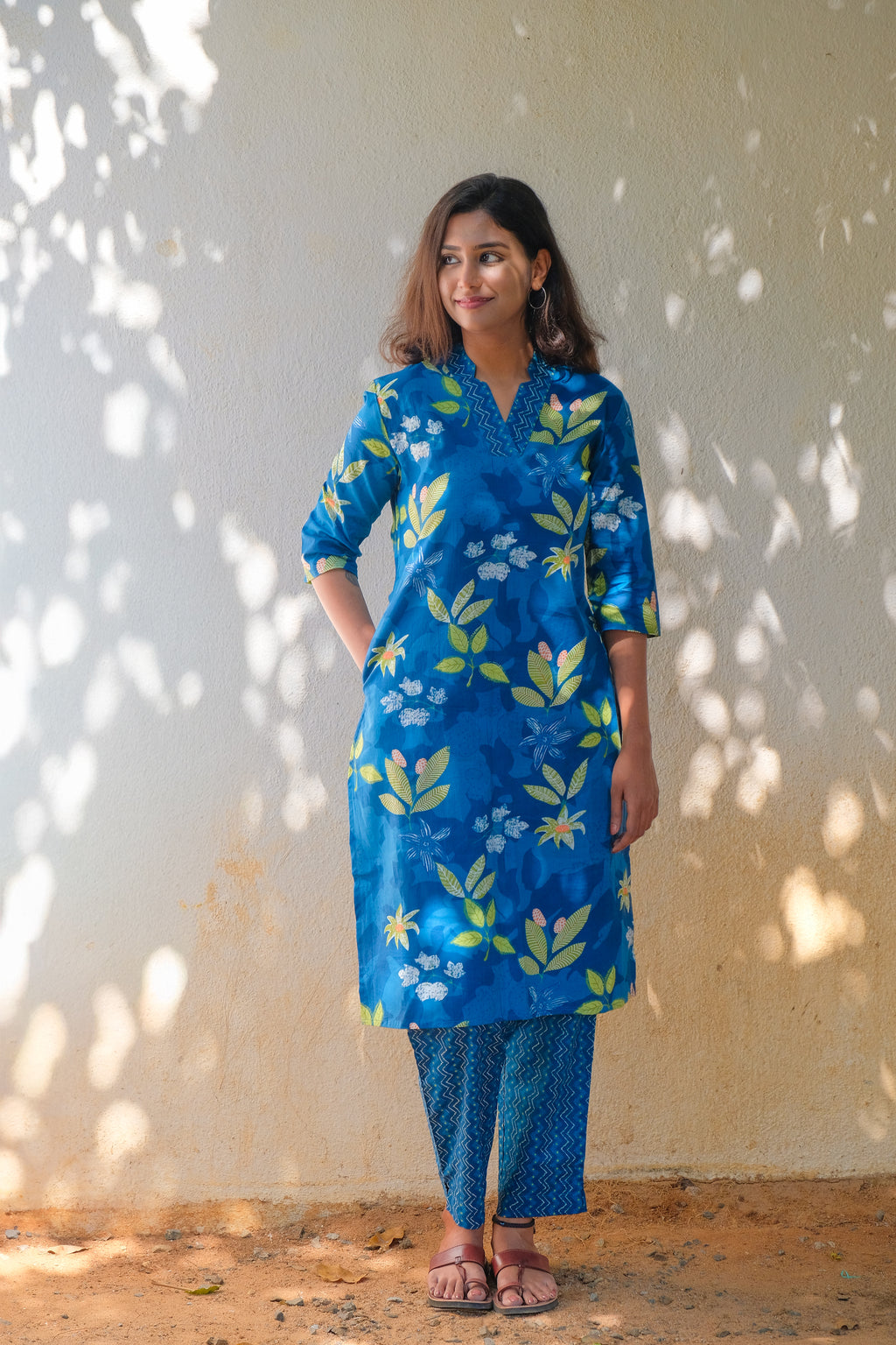 Blue Floral Print Cotton Kurti with Pant