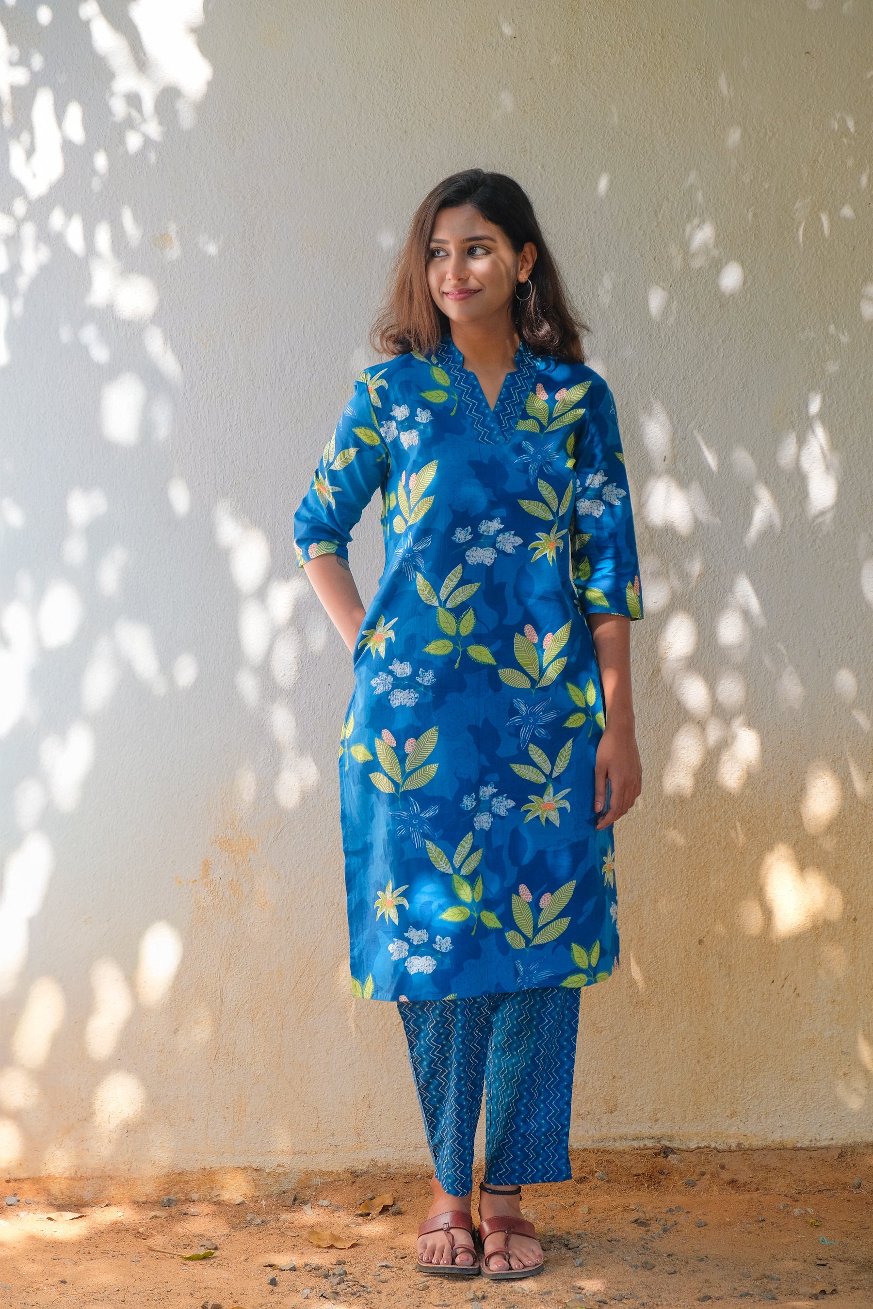 Blue Floral Print Cotton Kurti with Pant